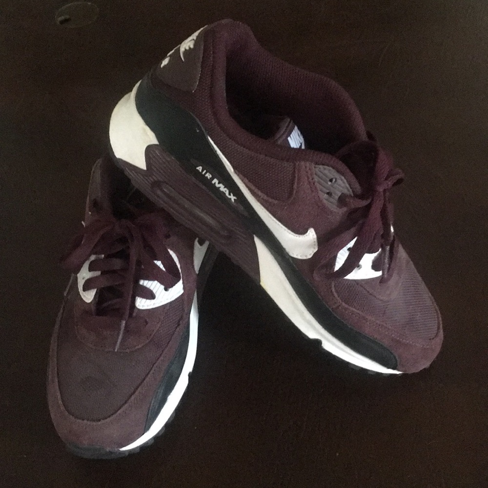 Nike Air Max US 7 - Eggplant Color